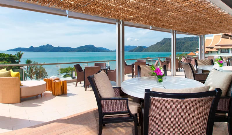 Breeze Lounge Terrace Area